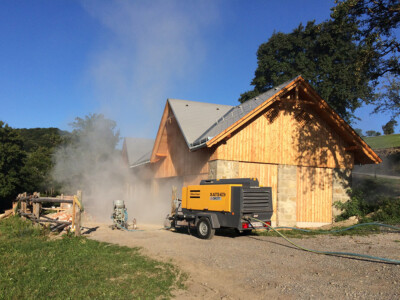 Granitmauer Sandstrahlen