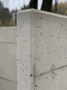 Betonmauer Sandstrahlen